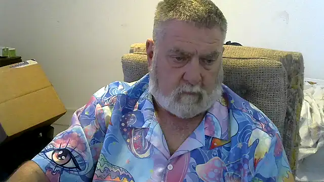 viejo oso online show from October 19, 2025, 8:44 pm