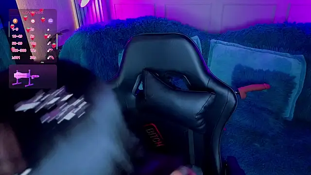 Abbydreams  online show from April 15, 2026, 8:42 pm