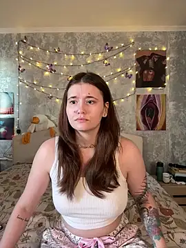 Sabrina shells online show from December 19, 2025, 10:06 am