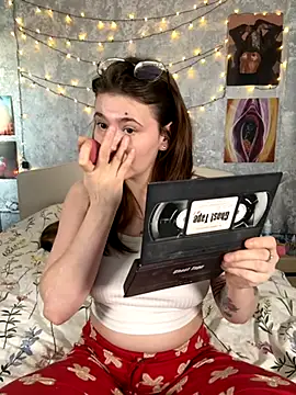 Snapshot of Sabrina_shells chatting on November 15, 2025, 10:30 am Sabrina shells online show from November 15, 2025, 10:30 am