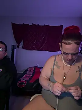 Snapshot of cloudy_couple444 chatting on January 5, 2025, 9:26 am cloudy couple444 online show from January 5, 2025, 9:26 am