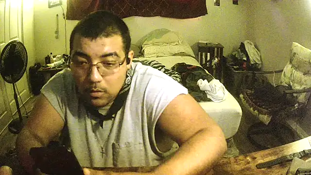 Snapshot of cloudy_couple444 chatting on September 27, 2025, 8:48 pm cloudy couple444 online show from September 27, 2025, 8:48 pm