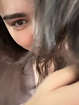 AndreaMood online show from June 25, 2026, 5:12 am