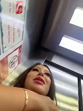 AndreaMood online show from February 16, 2026, 2:21 am