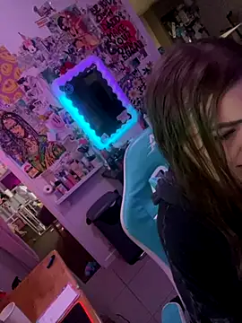 Snapshot of SexyLilLexi chatting on November 26, 2025, 3:34 pm SexyLilLexi online show from November 26, 2025, 3:34 pm