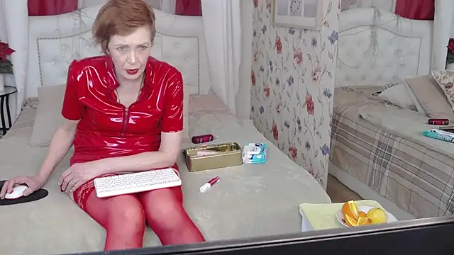 SilviaHart online show from February 14, 2025, 5:30 am