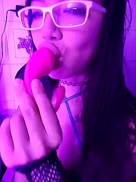 Snapshot of StarSex22 chatting on January 16, 2025, 6:56 am StarSex22 online show from January 16, 2025, 6:56 am