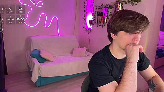 RobertAndLinela online show from November 22, 2025, 3:44 pm