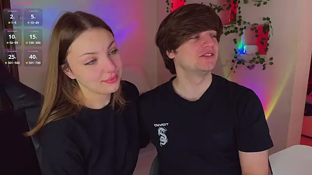 RobertAndLinela online show from April 21, 2026, 5:25 am