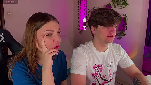 RobertAndLinela online show from February 4, 2026, 9:15 am