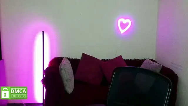 Arianasweety23 online show from November 9, 2025, 6:23 pm