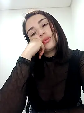 Snapshot of VictoriaMolina chatting on March 16, 2026, 12:18 am VictoriaMolina online show from March 16, 2026, 12:18 am