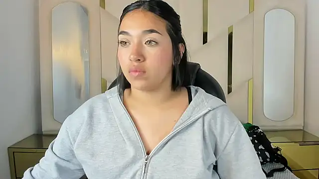 IsabellRodriguez18 online show from October 17, 2025, 12:47 am