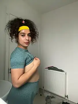 Snapshot of fayfay2002 chatting on January 19, 2025, 3:21 pm fayfay2002 online show from January 19, 2025, 3:21 pm