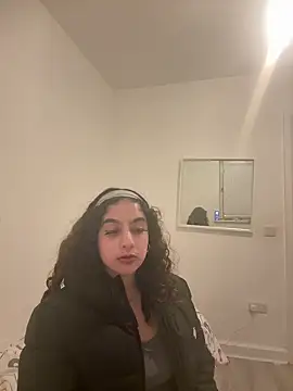 Snapshot of fayfay2002 chatting on January 28, 2025, 10:34 pm fayfay2002 online show from January 28, 2025, 10:34 pm