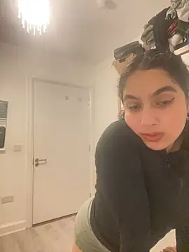 Snapshot of fayfay2002 chatting on December 25, 2024, 8:17 pm fayfay2002 online show from December 25, 2024, 8:17 pm