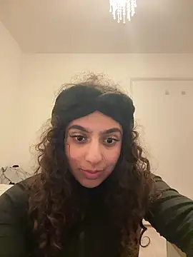 Snapshot of fayfay2002 chatting on February 3, 2025, 8:35 pm fayfay2002 online show from February 3, 2025, 8:35 pm