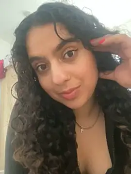 Snapshot of fayfay2002 chatting on December 29, 2024, 9:41 pm fayfay2002 online show from December 29, 2024, 9:41 pm