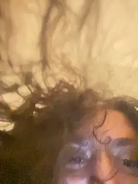 Snapshot of fayfay2002 chatting on January 2, 2025, 9:50 pm fayfay2002 online show from January 2, 2025, 9:50 pm