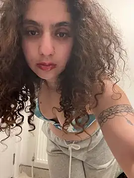 Snapshot of fayfay2002 chatting on January 26, 2025, 8:56 pm fayfay2002 online show from January 26, 2025, 8:56 pm