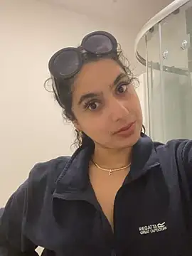 Snapshot of fayfay2002 chatting on December 31, 2024, 8:12 pm fayfay2002 online show from December 31, 2024, 8:12 pm