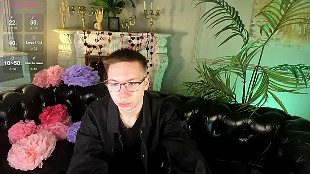 Snapshot of Ken_Feels chatting on February 10, 2025, 8:53 pm Ken Feels online show from February 10, 2025, 8:53 pm