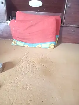 Snapshot of IamRentedBoybfriend chatting on November 13, 2025, 6:28 am IamRentedBoybfriend online show from November 13, 2025, 6:28 am