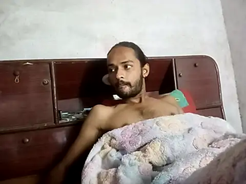 Snapshot of IamRentedBoybfriend chatting on November 11, 2025, 12:05 am IamRentedBoybfriend online show from November 11, 2025, 12:05 am