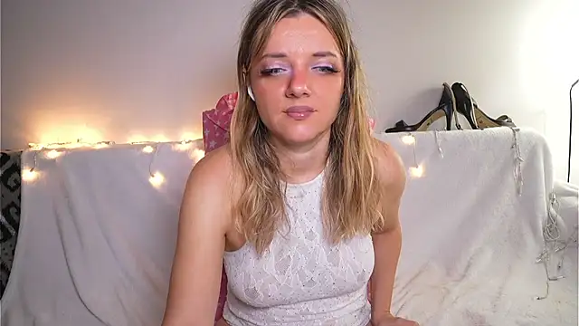 Magnetic Amy online show from October 9, 2025, 7:31 am