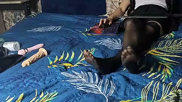 Snapshot of Jennifer_Braun chatting on October 4, 2025, 4:30 pm Jennifer Braun online show from October 4, 2025, 4:30 pm