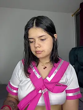 Snapshot of pretty_angela1 chatting on March 18, 2025, 1:35 am pretty angela1 online show from March 18, 2025, 1:35 am