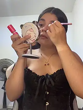 Snapshot of pretty_angela1 chatting on September 15, 2025, 9:37 pm pretty angela1 online show from September 15, 2025, 9:37 pm