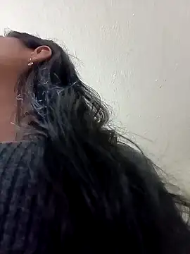 Pamelamilkk 1007 online show from December 13, 2025, 9:21 pm