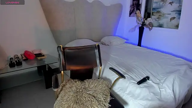 rachaeldeckard   online show from February 20, 2026, 3:47 am