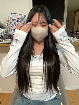 Snapshot of TAISHI_chan chatting on December 17, 2025, 4:23 pm TAISHI chan online show from December 17, 2025, 4:23 pm