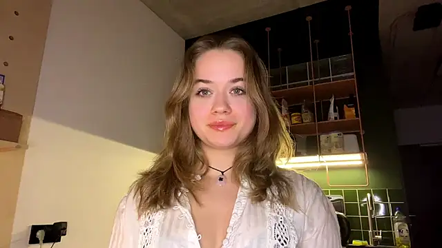 RoxyStar17 online show from January 26, 2025, 8:34 pm