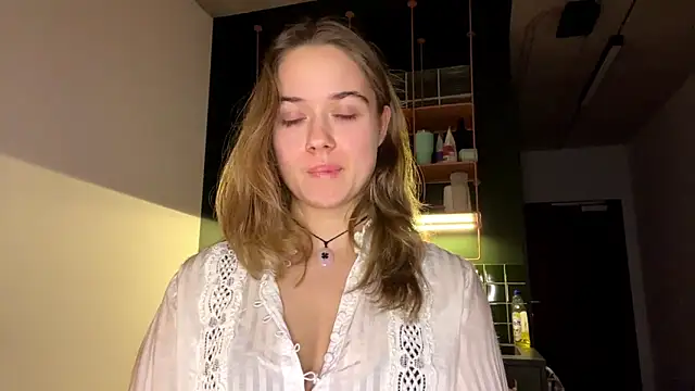 RoxyStar17 online show from January 8, 2025, 11:19 pm