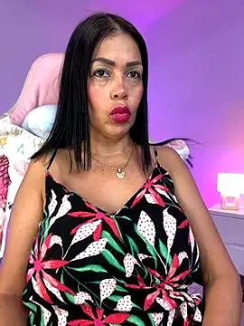 Snapshot of KarolRubi1 chatting on November 29, 2025, 9:04 pm KarolRubi1 online show from November 29, 2025, 9:04 pm