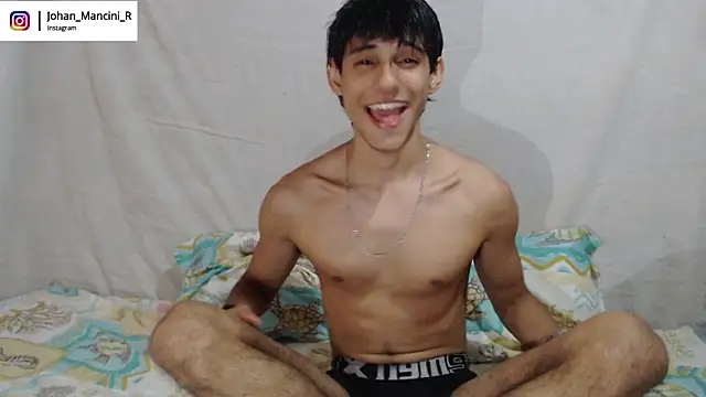 Snapshot of Johan_Mancini_R chatting on May 11, 2026, 7:33 pm Johan Mancini R online show from May 11, 2026, 7:33 pm