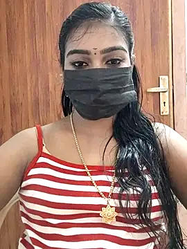 Snapshot of meena_27 chatting on March 19, 2025, 6:24 am meena 27 online show from March 19, 2025, 6:24 am