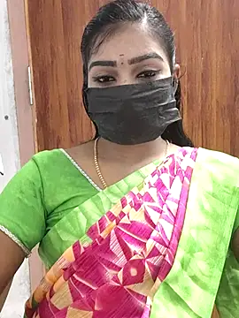 Snapshot of meena_27 chatting on March 19, 2025, 4:45 pm meena 27 online show from March 19, 2025, 4:45 pm