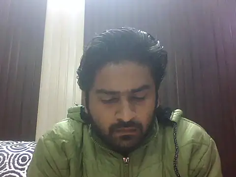 Snapshot of indihotguy chatting on December 21, 2025, 10:17 am indihotguy online show from December 21, 2025, 10:17 am