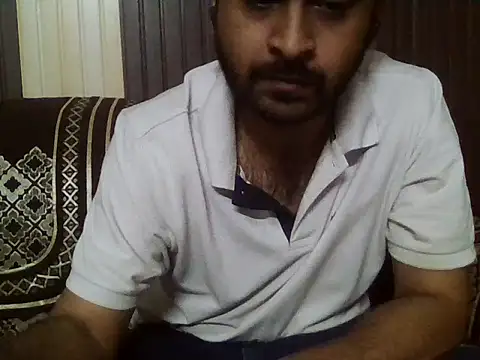Snapshot of indihotguy chatting on April 6, 2026, 10:11 pm indihotguy online show from April 6, 2026, 10:11 pm