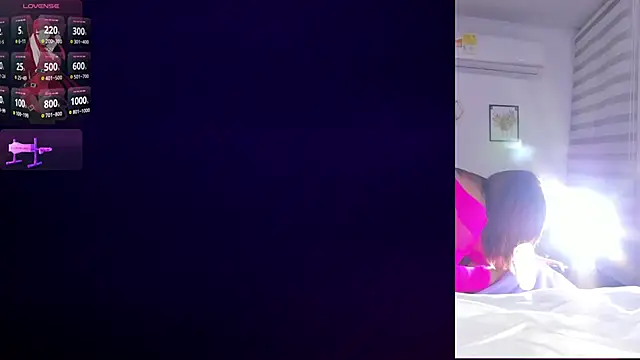 Snapshot of Maria_Jones_ chatting on November 17, 2025, 1:31 am Maria Jones online show from November 17, 2025, 1:31 am