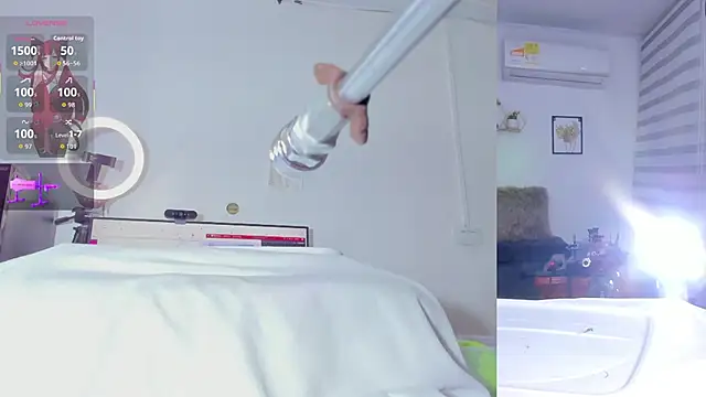 Snapshot of Maria_Jones_ chatting on November 22, 2025, 1:37 am Maria Jones online show from November 22, 2025, 1:37 am