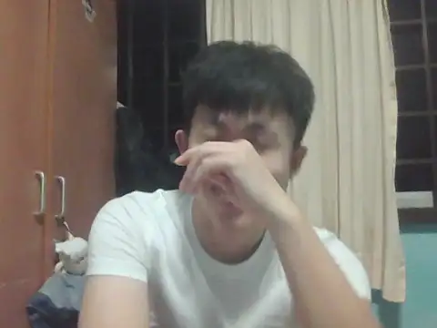 Snapshot of yj199510 chatting on March 28, 2026, 4:52 pm yj199510 online show from March 28, 2026, 4:52 pm