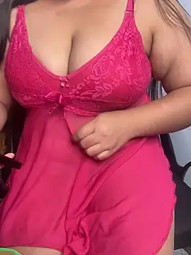 tanvihot2 online show from April 12, 2026, 5:27 pm