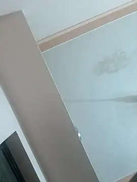 Snapshot of carria_homes chatting on February 20, 2025, 8:14 pm carria homes online show from February 20, 2025, 8:14 pm