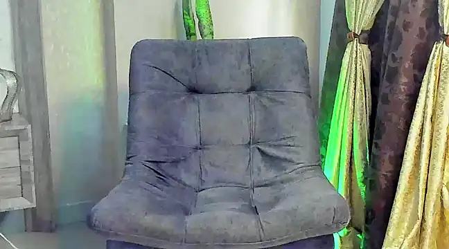 Snapshot of benjamincol chatting on February 26, 2025, 2:59 pm benjamincol online show from February 26, 2025, 2:59 pm