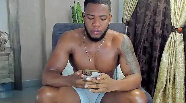 Snapshot of benjamincol chatting on March 12, 2025, 8:41 pm benjamincol online show from March 12, 2025, 8:41 pm